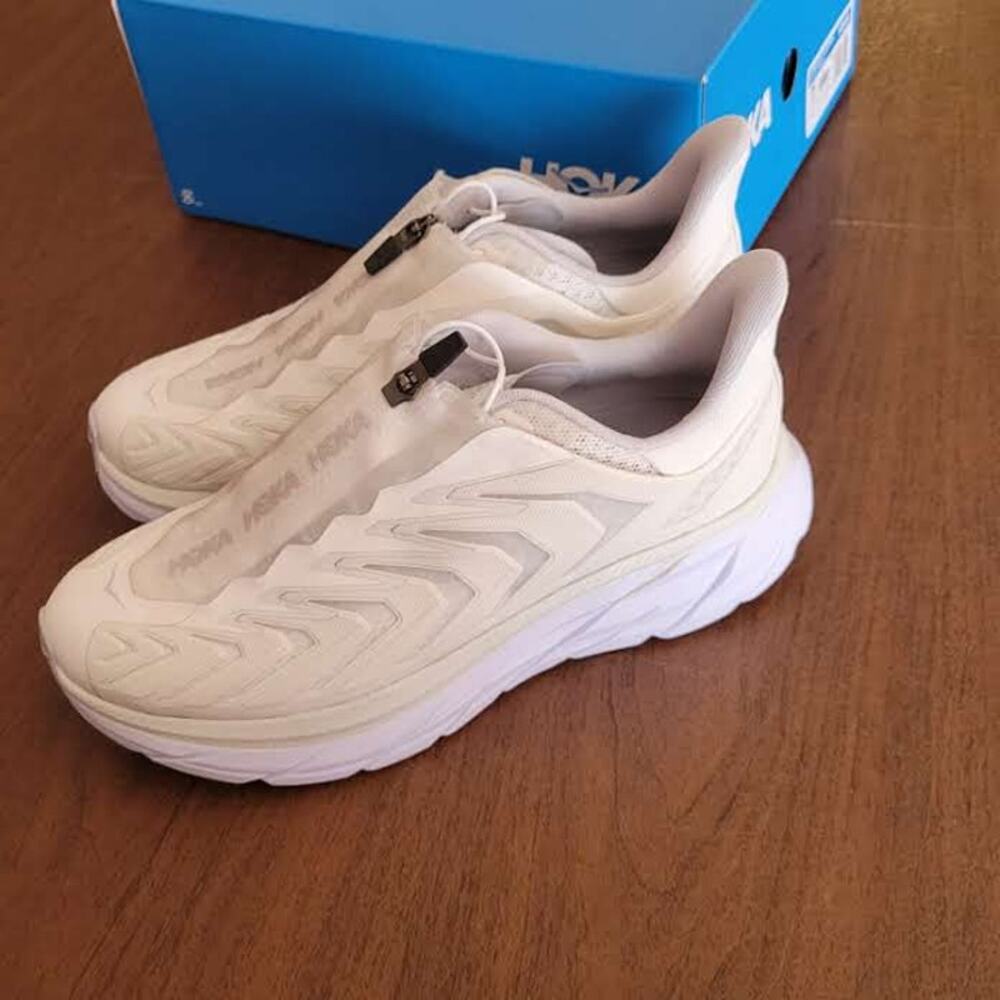 Hoka One One U Project Clifton Shoes 1127924-BDBLR nwb mens sz 7 womens 8